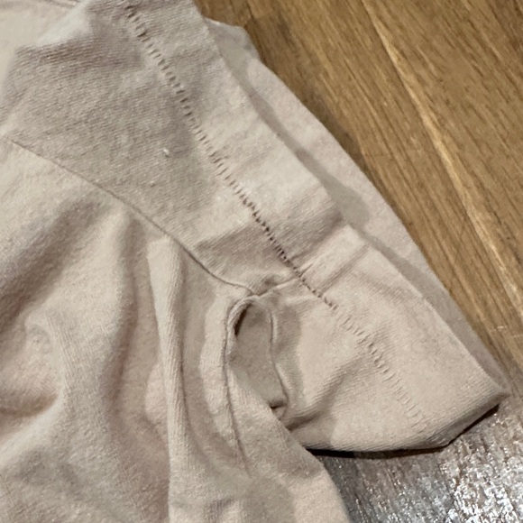 Nuuds | Women’s. Set of Four Casual T-Shirts in Neutral Tones. - Picture 11 of 16